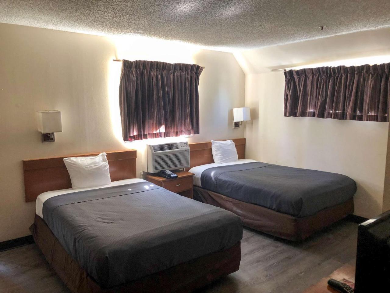 Quadruple Room - Non-Smoking