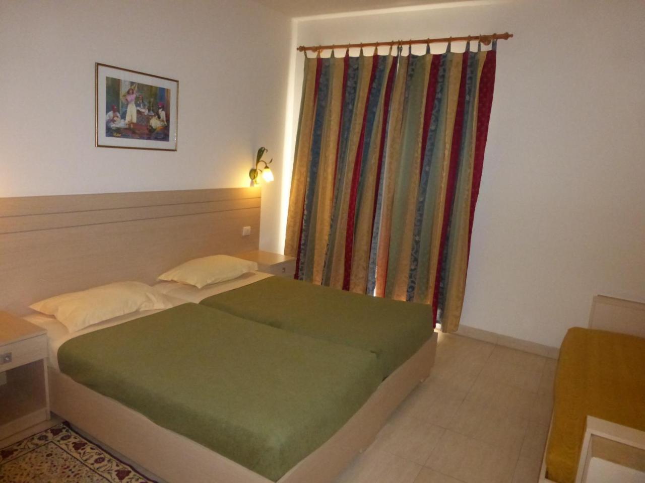 Double Room Garden View