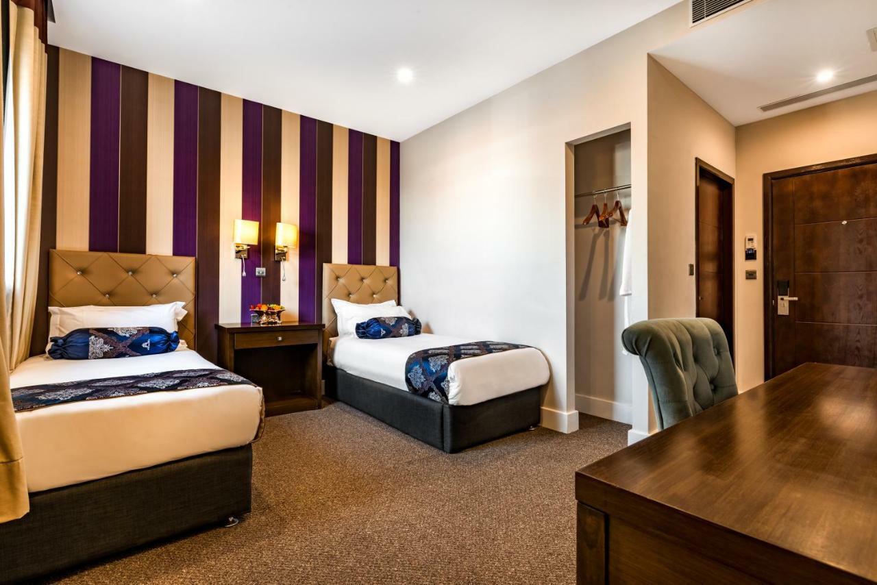 Twin Room,800445111:JPEG