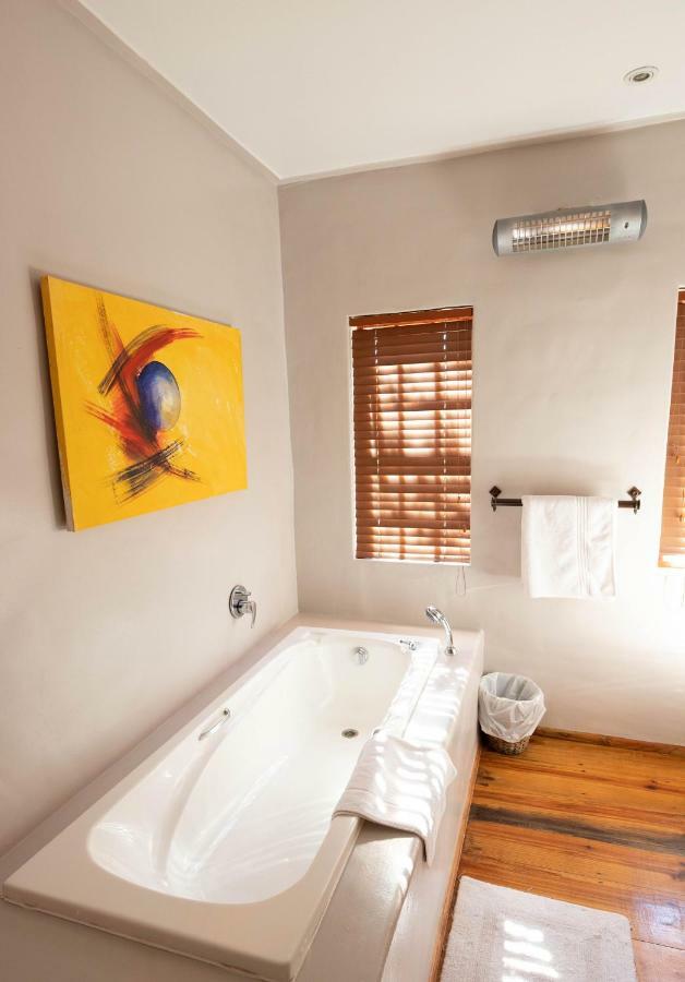 Superior Double Room Kannon Kop or Table Mountain or Paarl