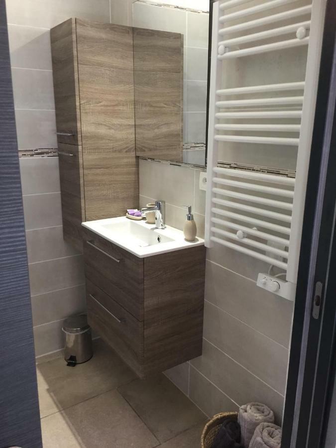 Double or Twin Room with Private Bathroom,870972269:JPEG