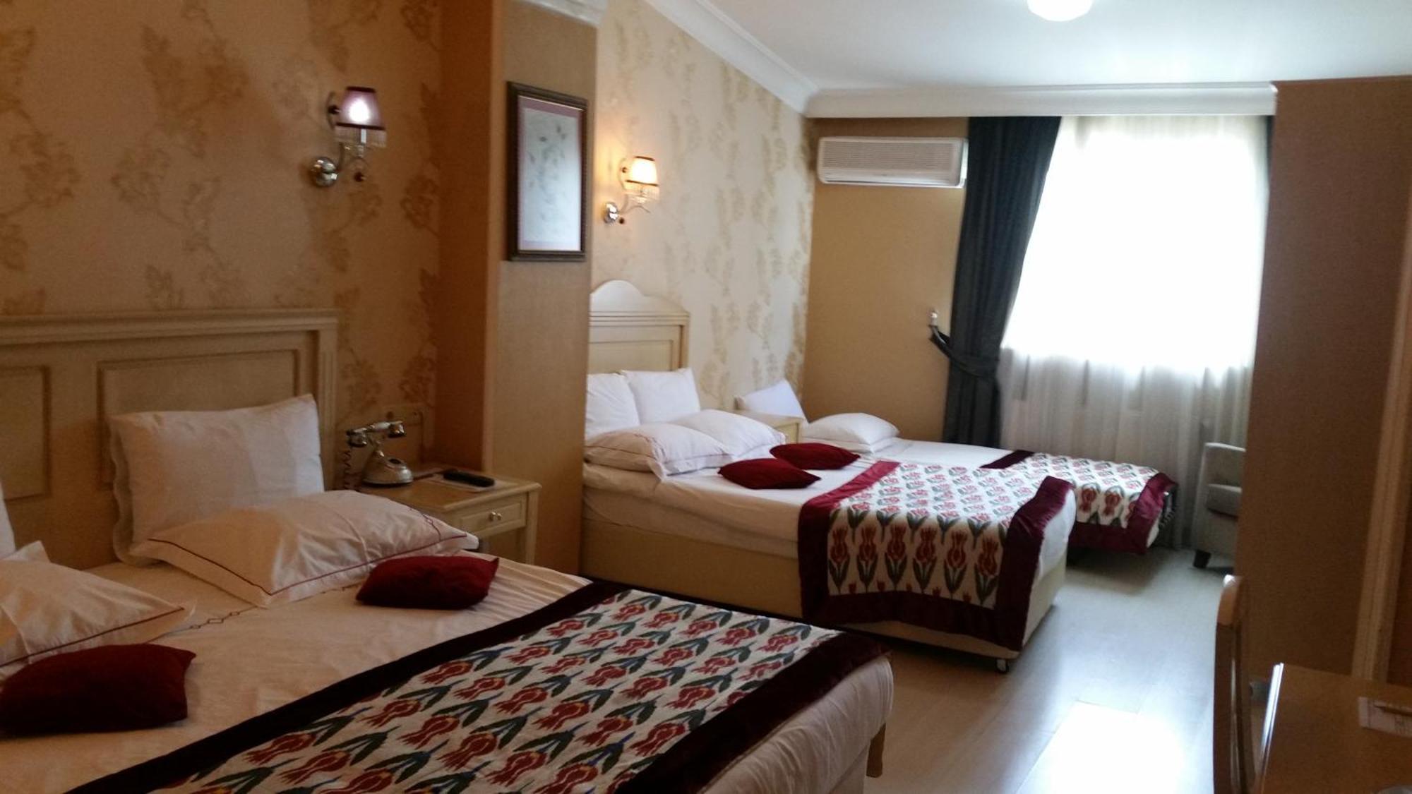 Vierbettzimmer mit Bad