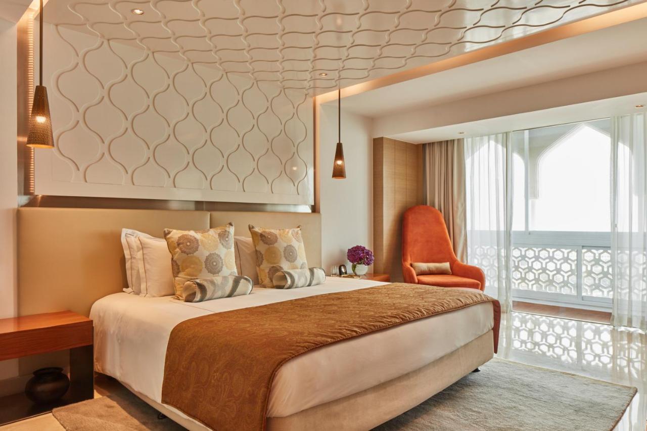 Apollo Room Sea View King Bed