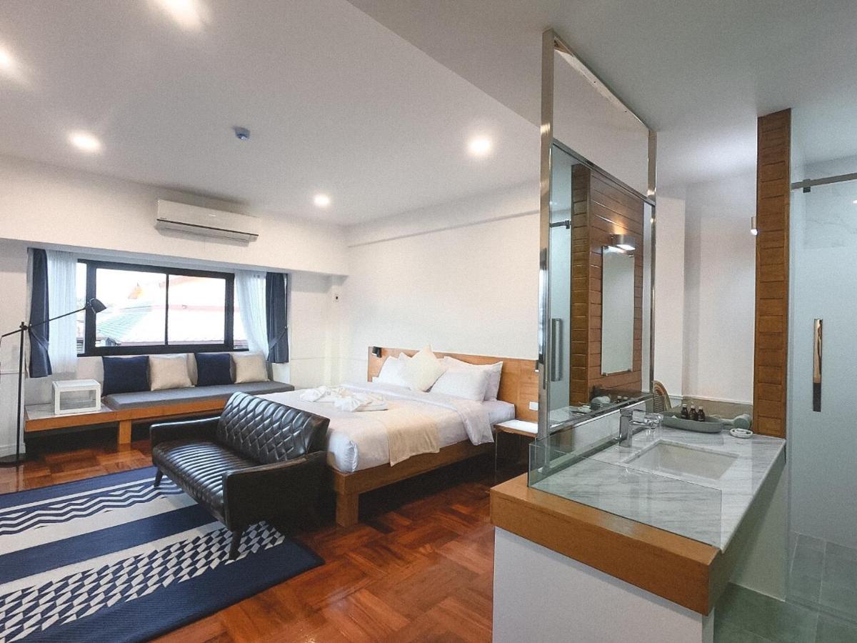 Junior Suite Mountain View