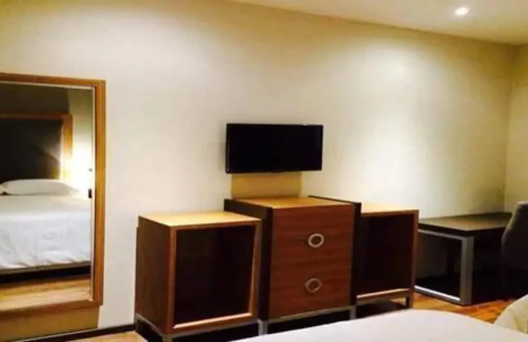 Mbm Red Sun Hotel-1