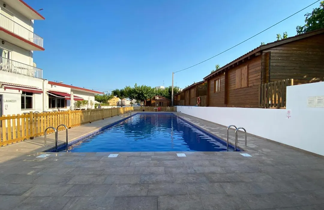 Habitaciones Camping Ferrer-1