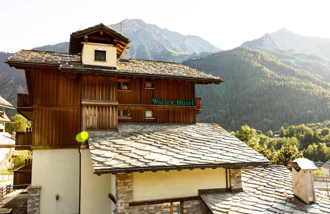 Hotel Walser Courmayeur-1