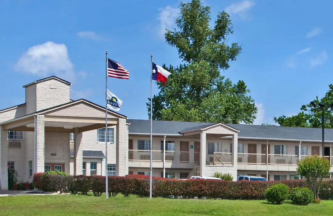 Days Inn By Wyndham Kerrville-1