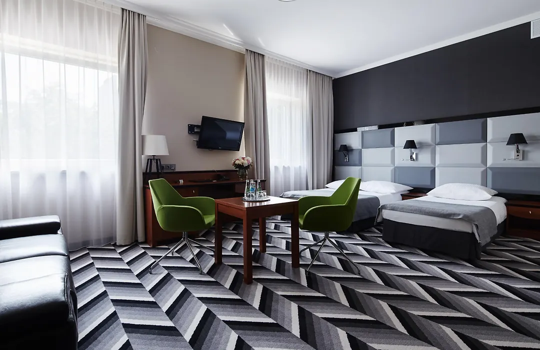 Hotel Apis-1