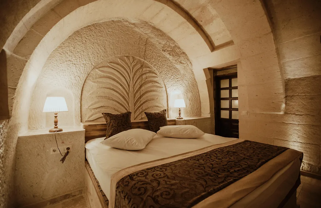 Kismet Cave Mansion-1