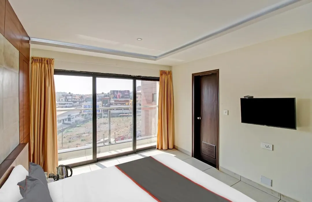 Venkys Stay Inn-1