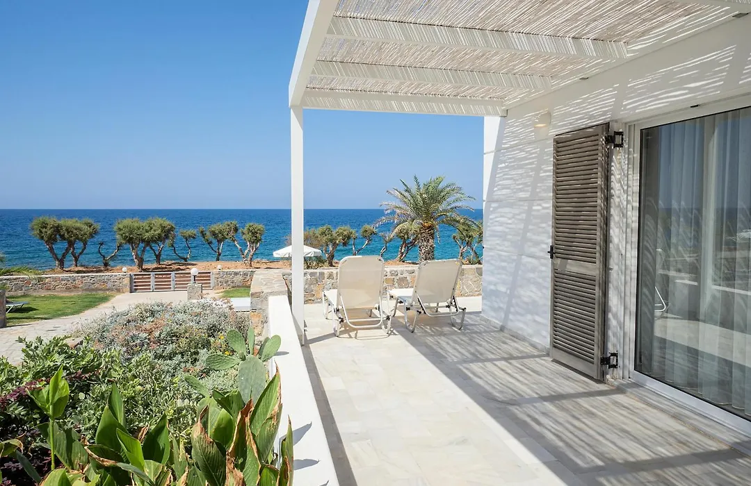 Maritimo Beach Hotel-1