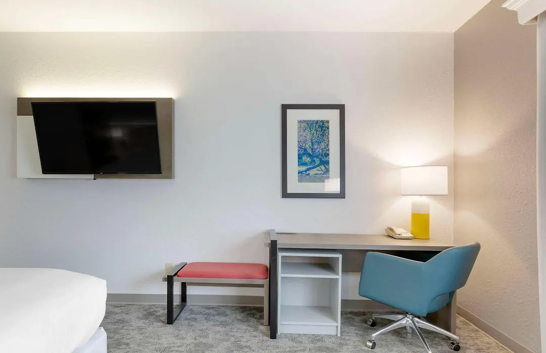 Comfort Inn & Suites Davenport - Quad Cities-1
