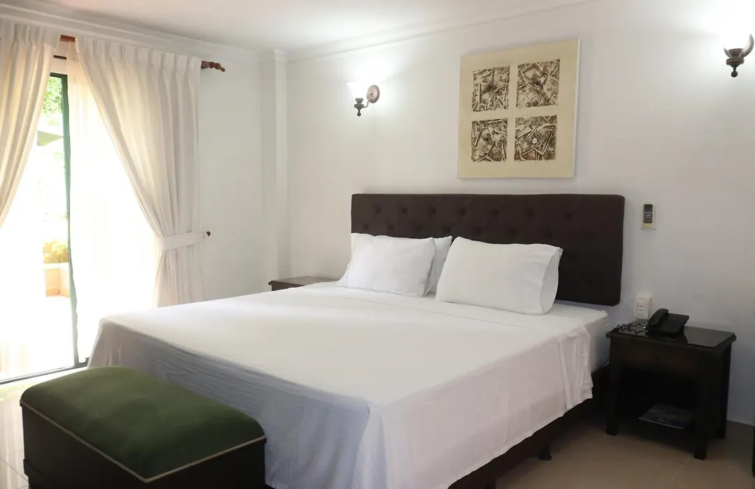 Hotel Palmera Real-1