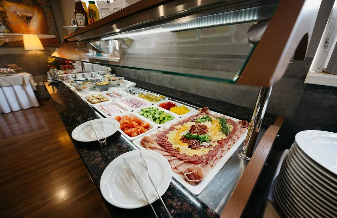 Hotel Color-1