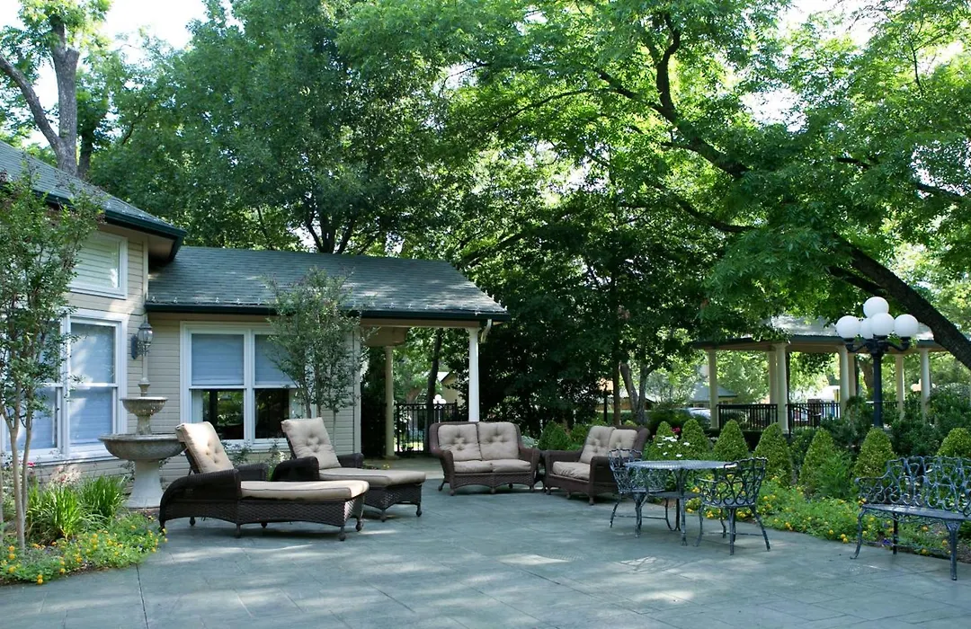 The Sanford House Inn & Spa-1