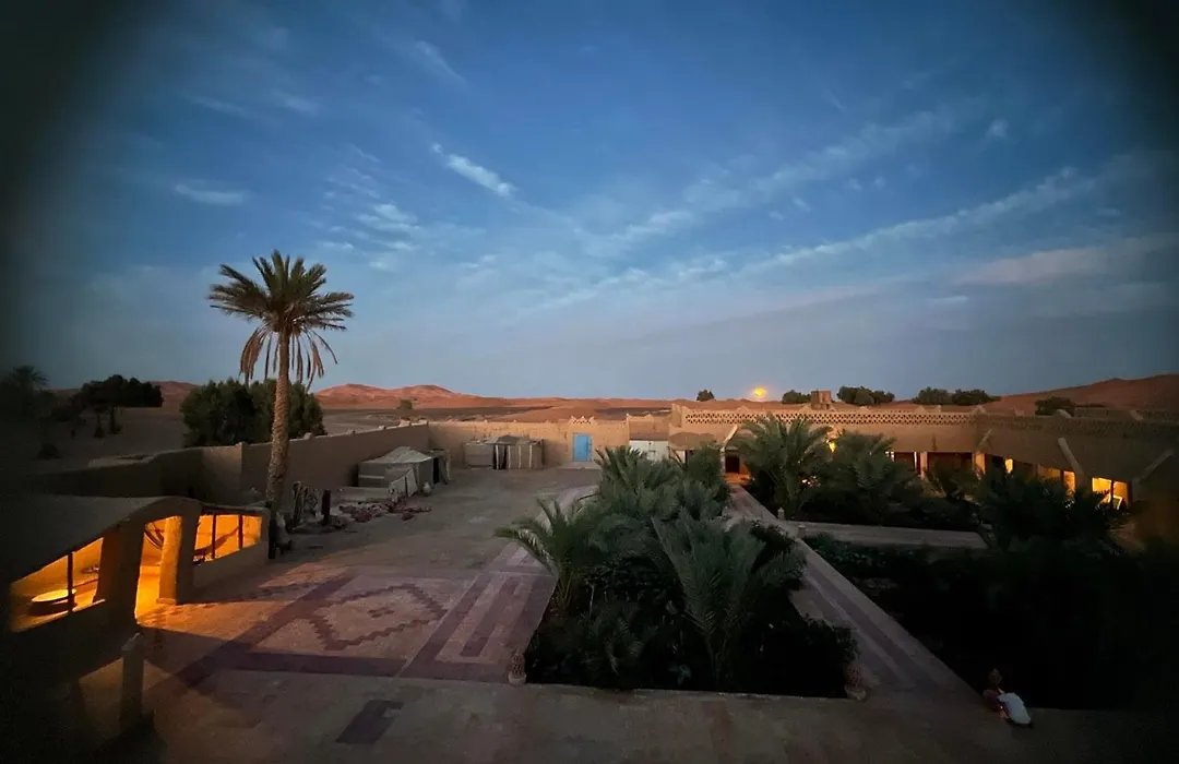 Sahara Sands Hotel-1