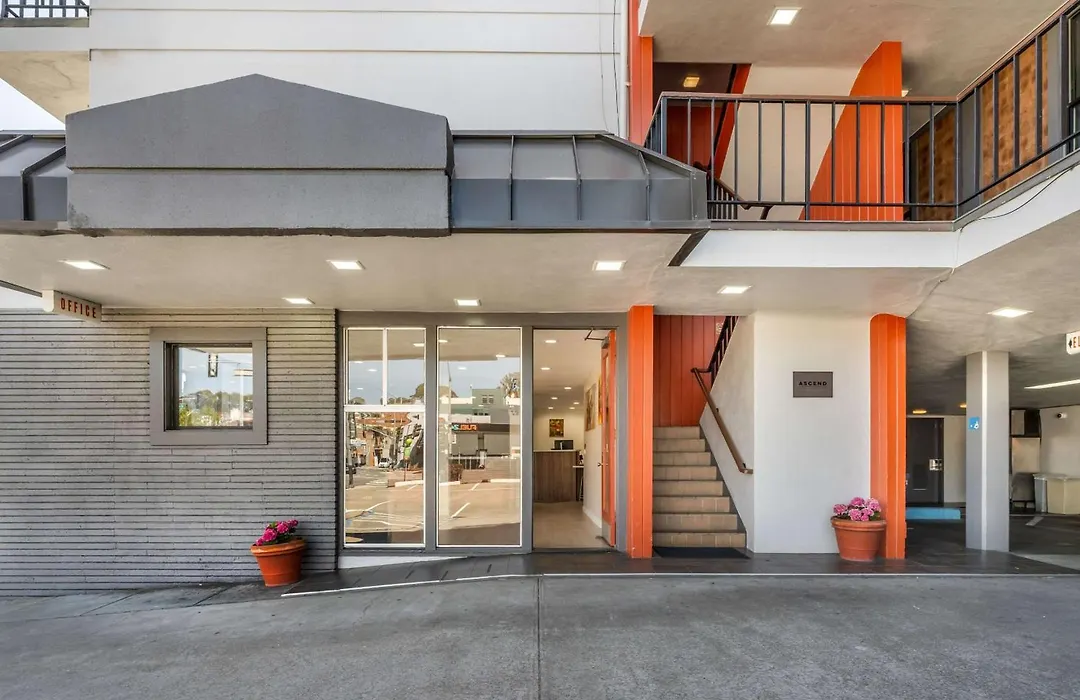 La Luna Inn, Ascend Hotel Collection-1