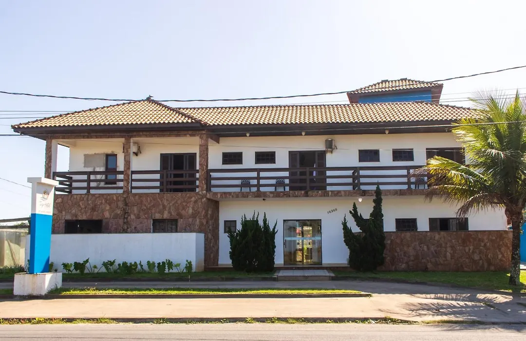 Toya Hotel-1