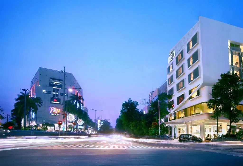 Hotel Neo Melawai By Aston-1