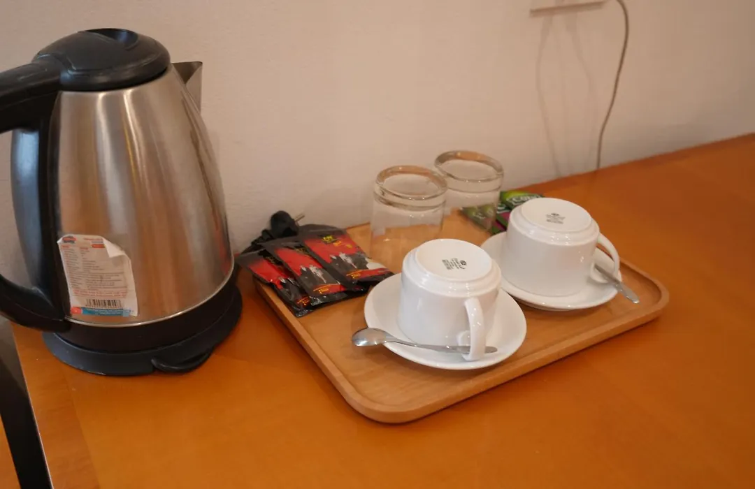 Golden Sunshine Villa Hotel&Travel-1
