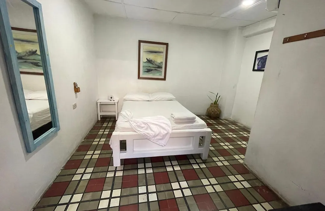 Hostal Luna Llena Getsemaní-1