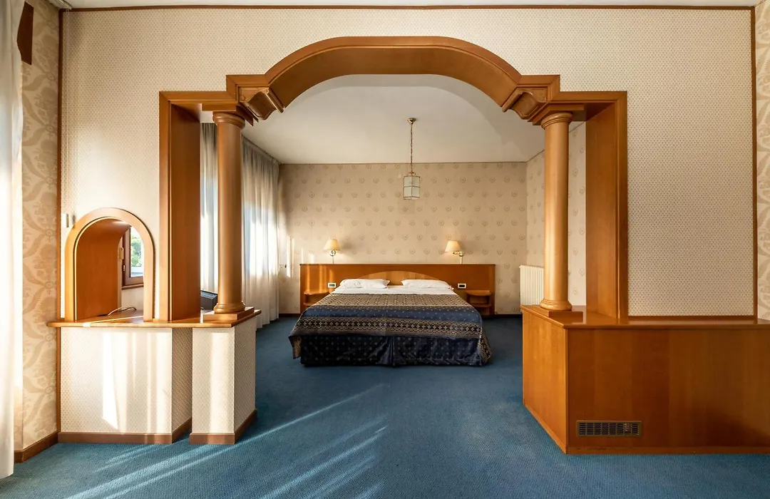Hotel Grand Torino-1
