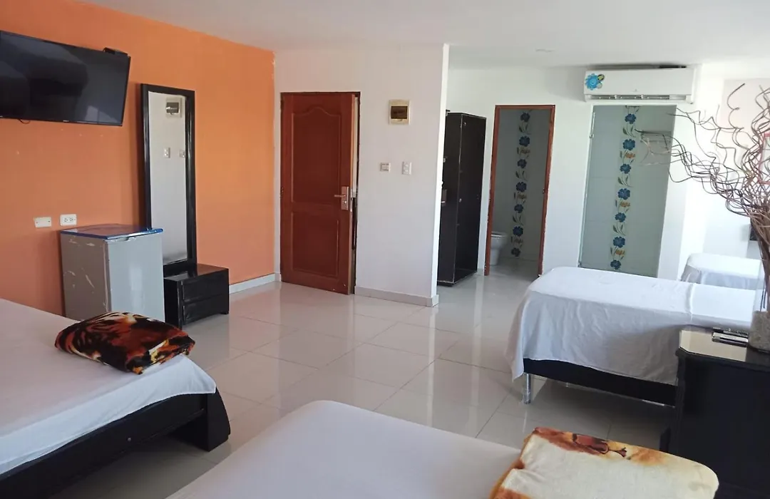 Hotel Intersuites-1