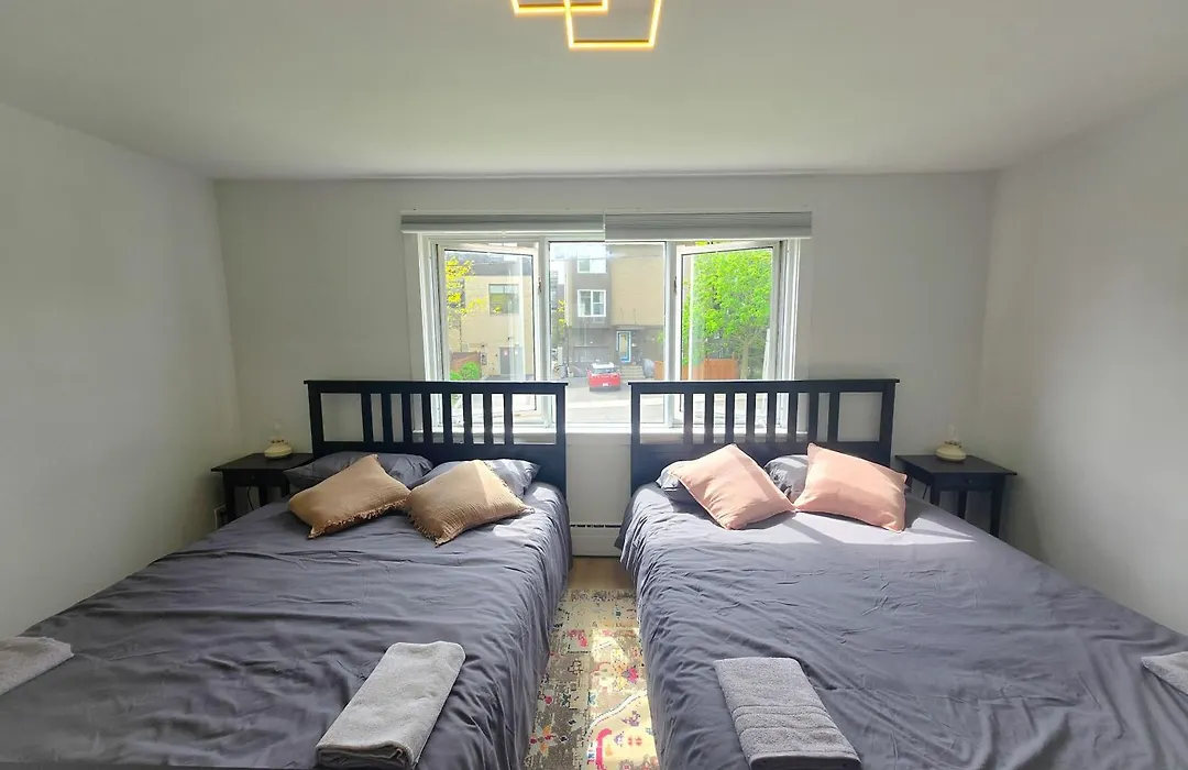 Jstlikehome - Serenity Suites & Guesthouse-1