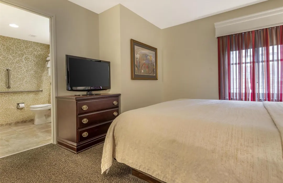 Best Western Plus The Normandy Inn & Suites-1