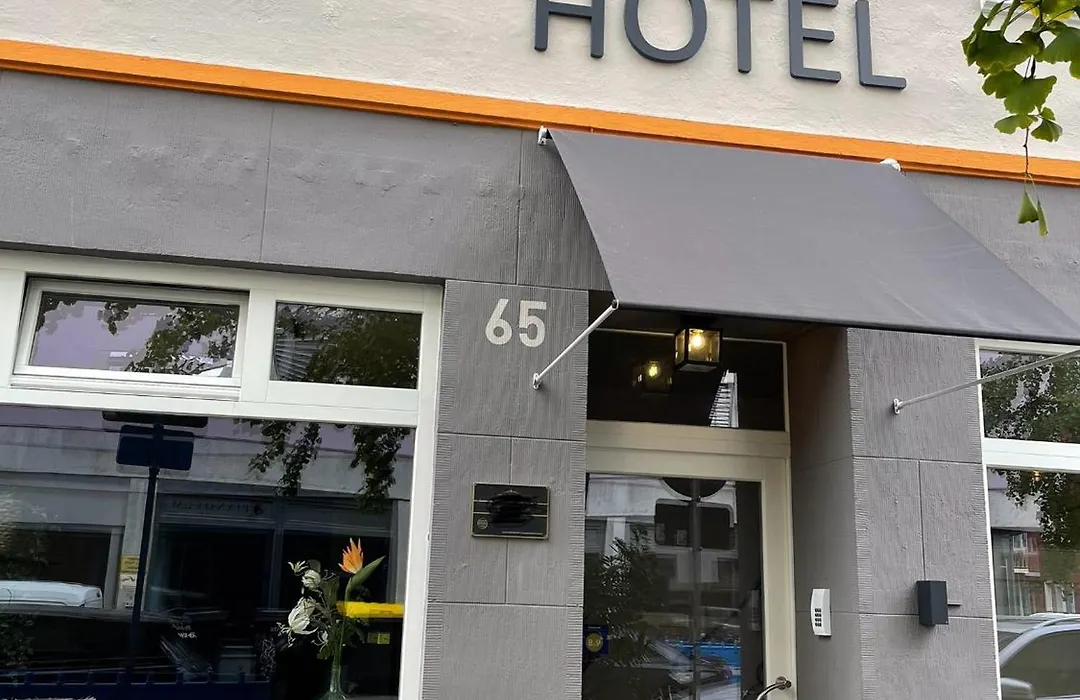 Guestified Ayuna Hotel-1