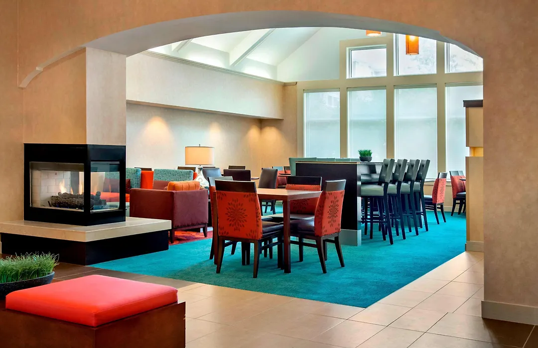 Sonesta Es Suites Allentown Bethlehem Airport-1
