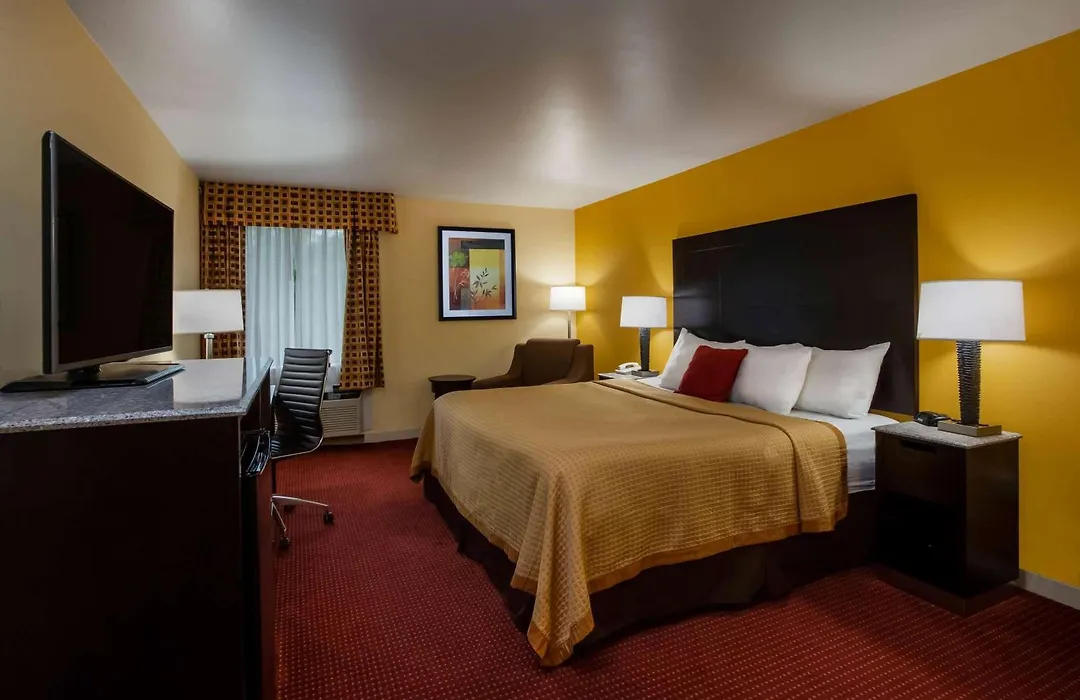 Days Inn By Wyndham Donegal-1