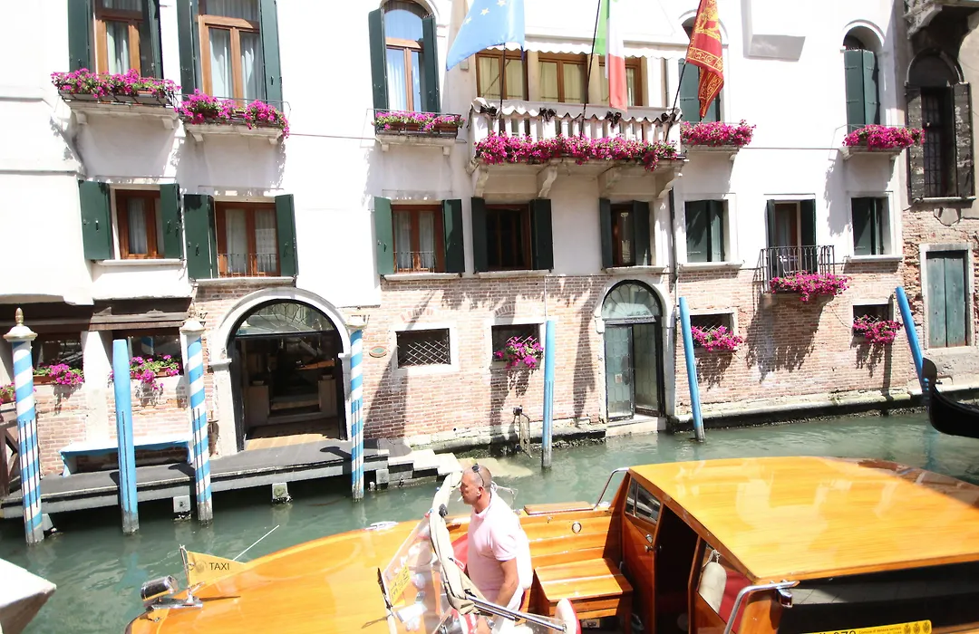 Hotel Colombina-1