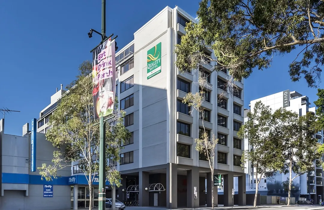 Quality Hotel Ambassador Perth-1