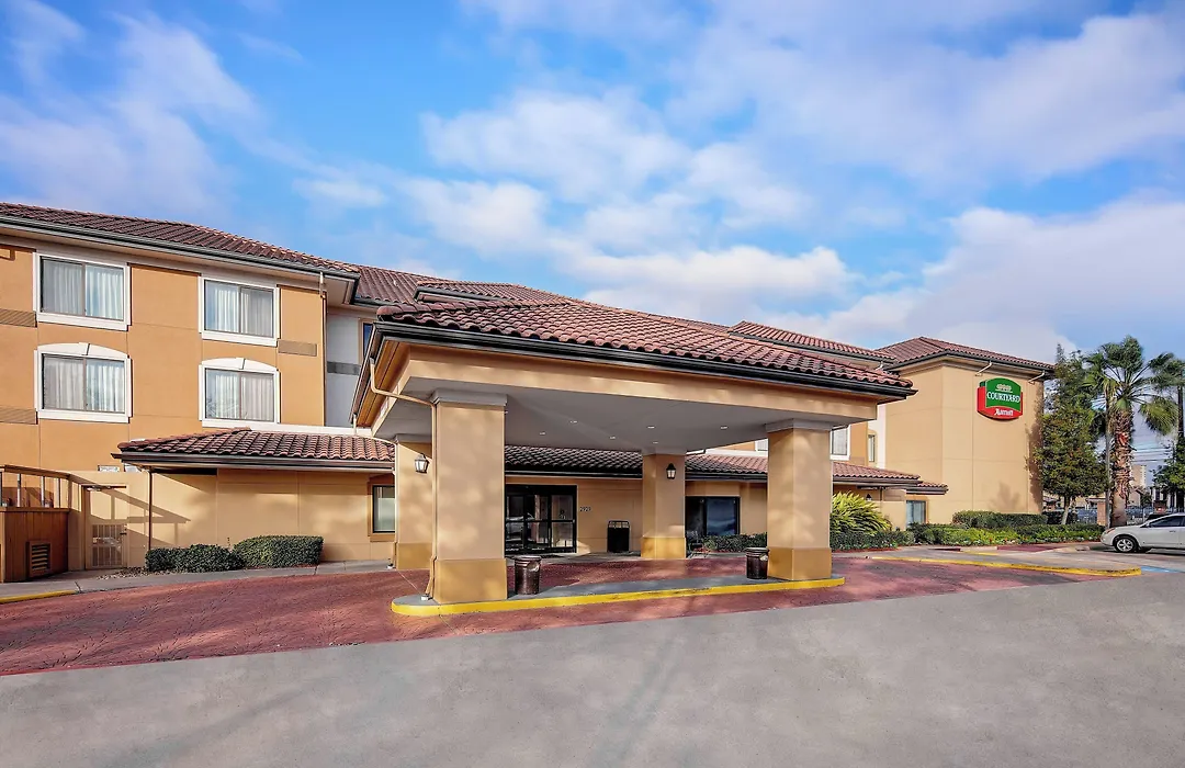 Courtyard By Marriott Houston Rice University-1