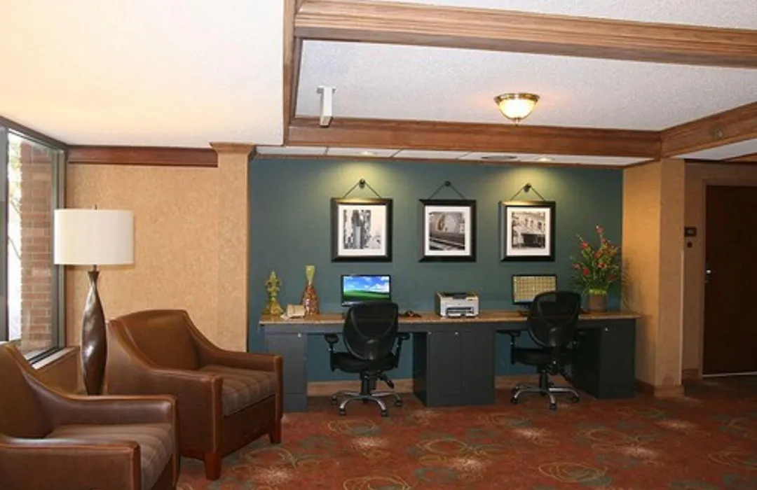 Auburn Place Hotel & Suites Cape Girardeau-1