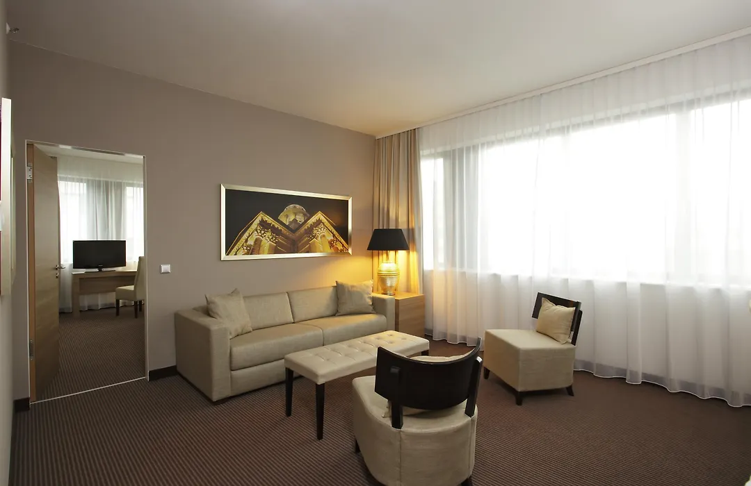 H4 Hotel Berlin Alexanderplatz-1