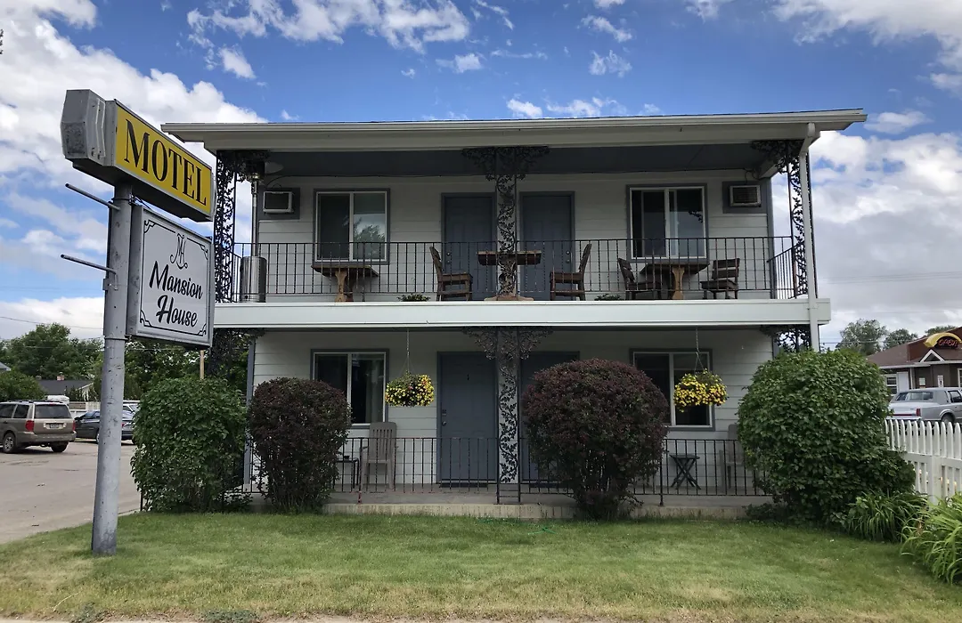 Mansion House Motel-1