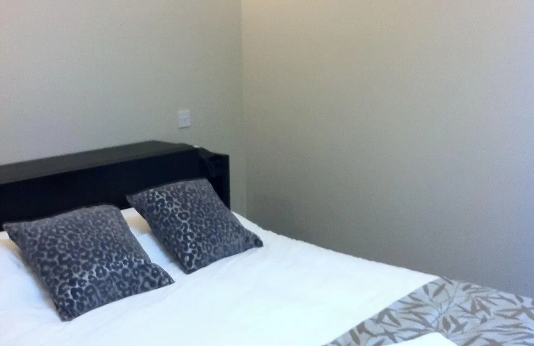 Lyall Apartment Hotel-1