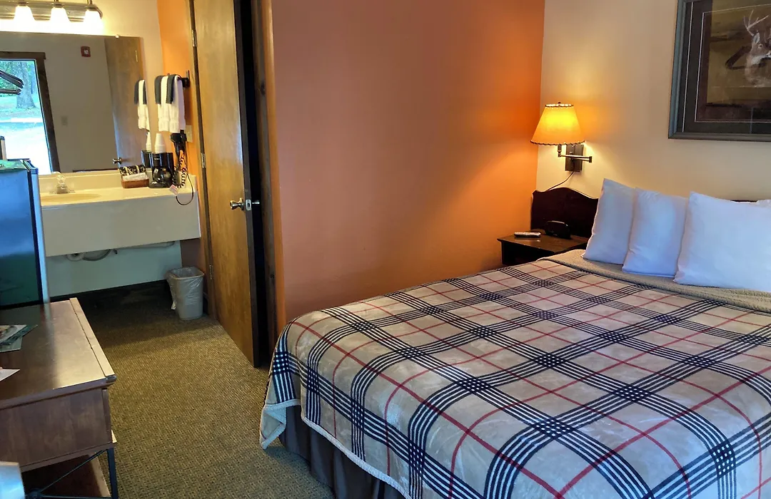 Country Mountain Inn-1