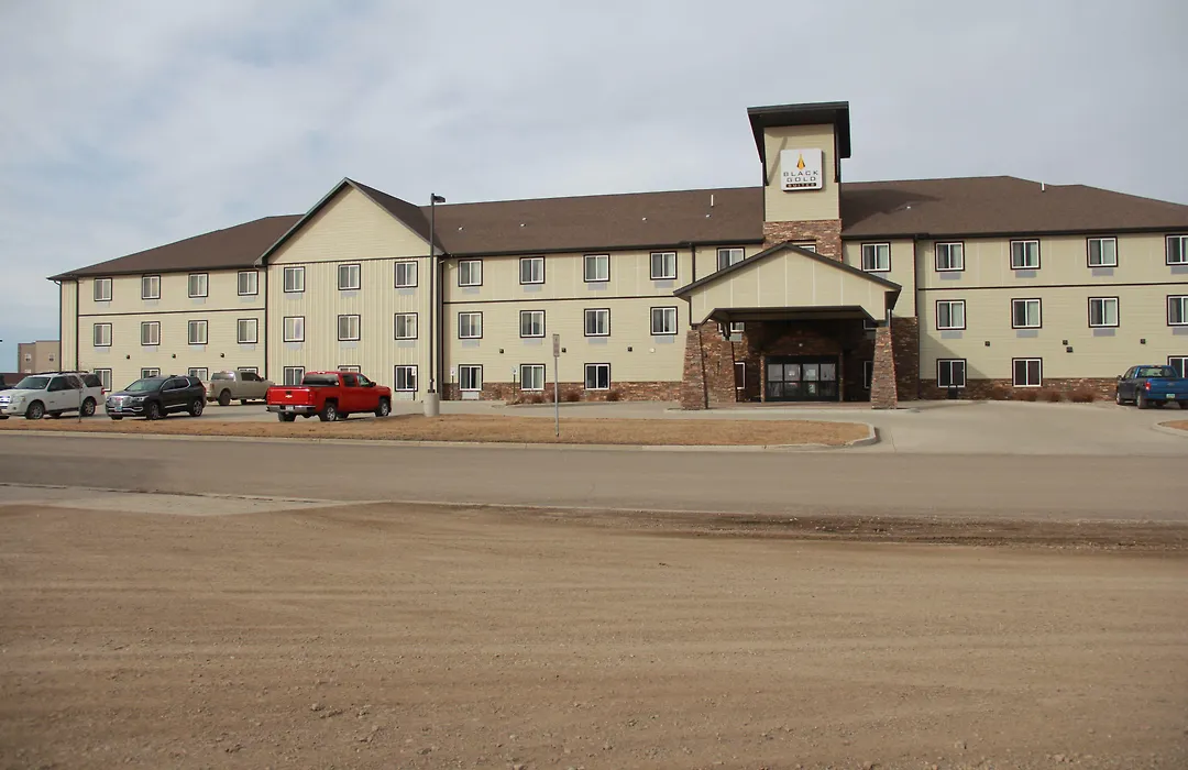 Black Gold Suites Stanley-1