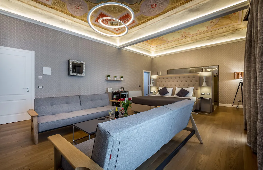 Martelli 6 Suite & Apartments-1