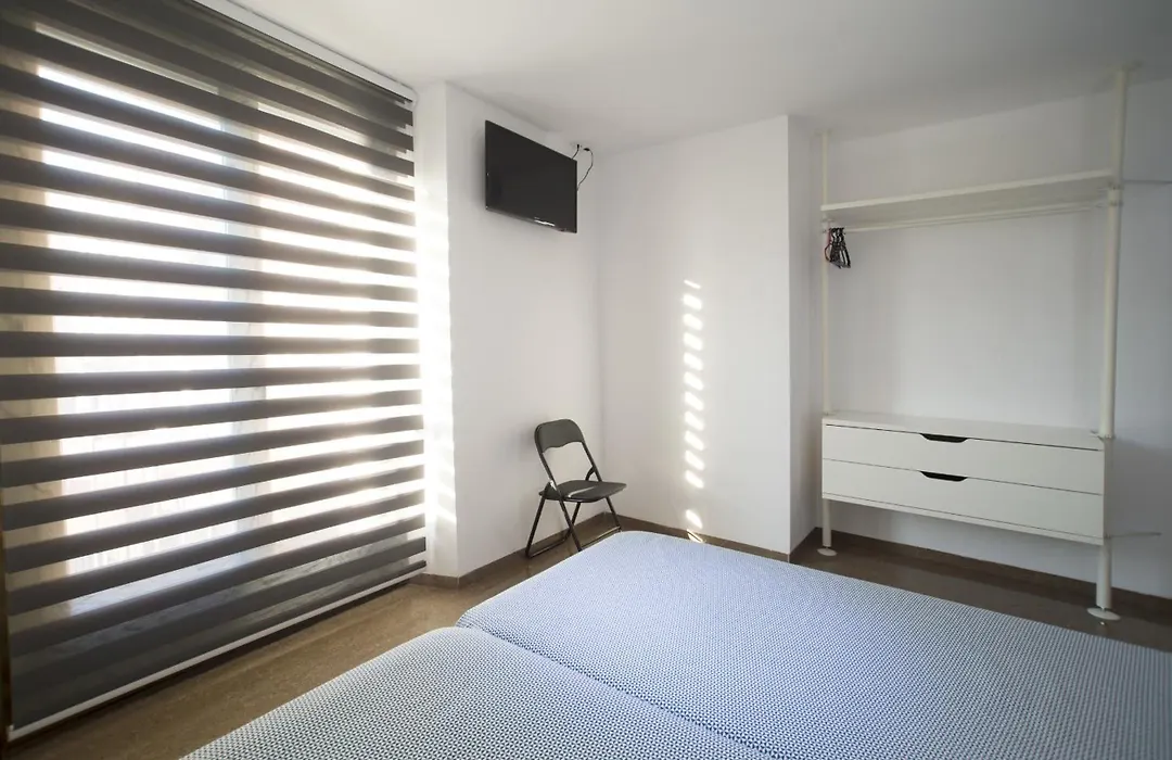 Hostal Drassanes-1