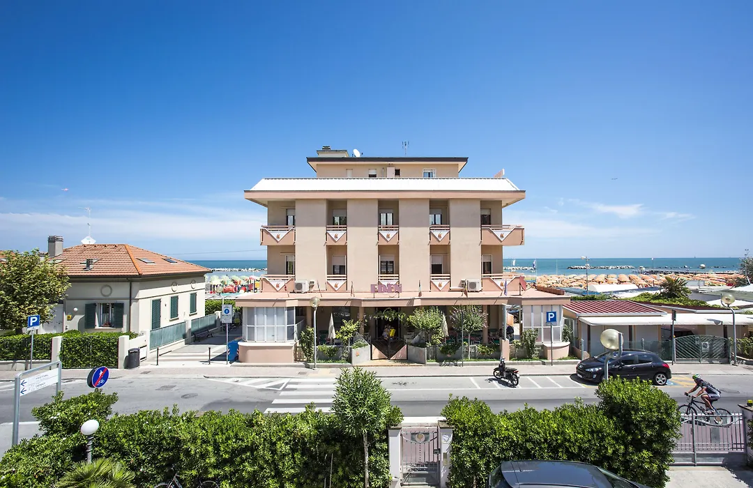 Hotel Eden-1