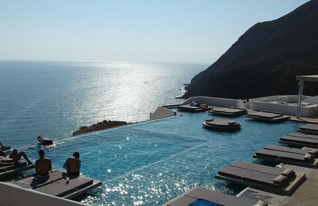 Golden Beach Resort Anafi-1