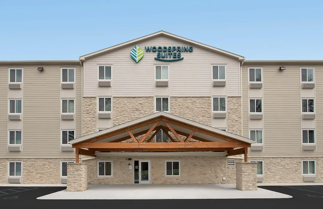 Woodspring Suites Indianapolis Castleton-1