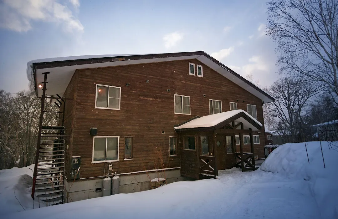 Annupuri Mountain View Lodge-1