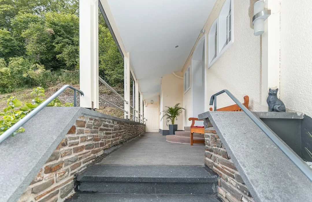 Parkhotel Cochem- Free Parking --1