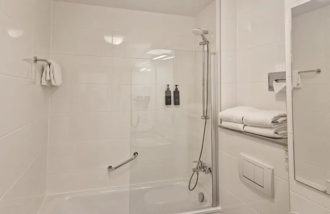 Garner Hotel Bochum By Ihg-1